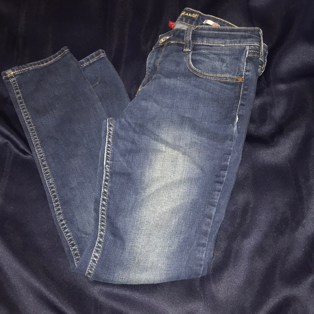 Super skinny jeans